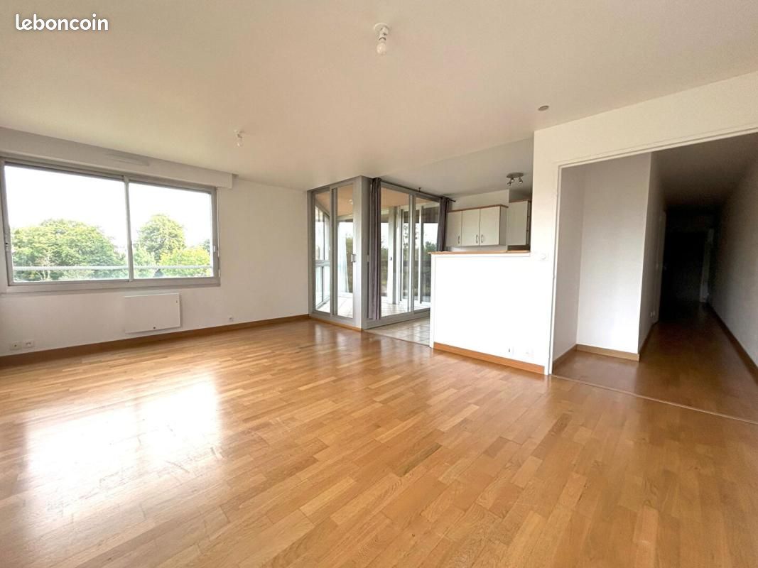 Appartement 3 pièces 78 m² · à Montfort-sur-Meu · 78 m² · 735 €