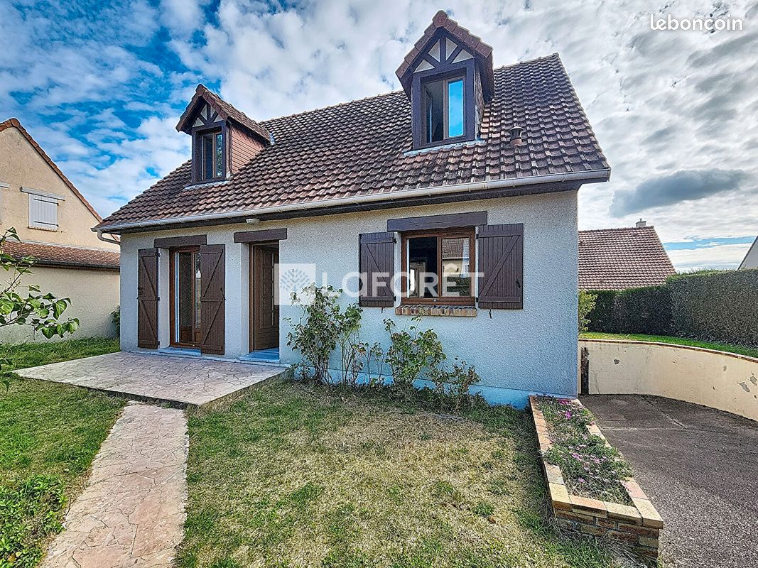Maison 4 pièces 90 m² · à Saint-Étienne-du-Rouvray · 90 m² · 239 000 €