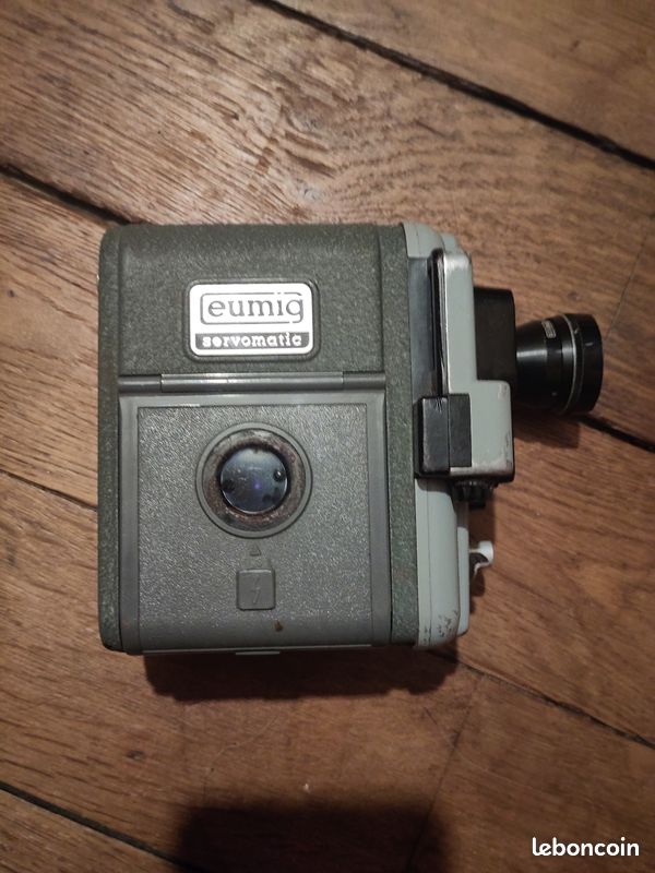 Caméra 8mm Vintage EUMIG S2 – Occasion – Fonctionnelle