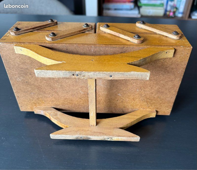 Boîte à Couture En Bois Décor D'animaux Vintage - Occasion Bon état, Fabrication Française