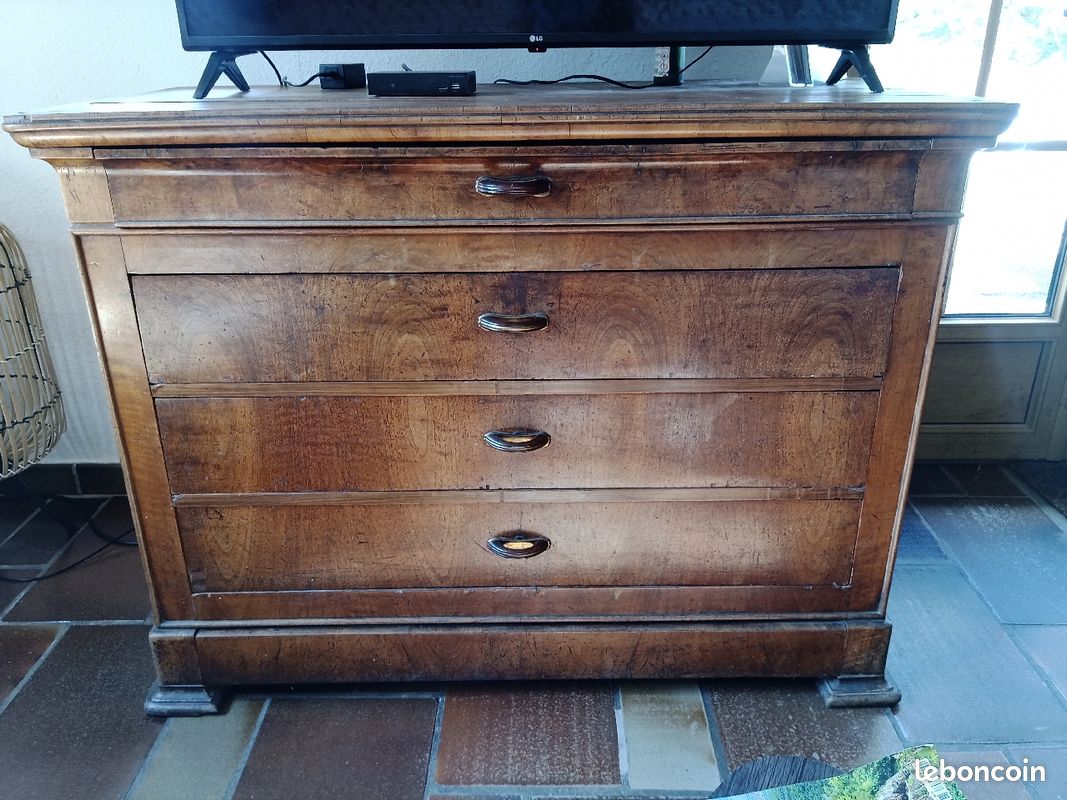 Meuble en bois ancien (image 2)