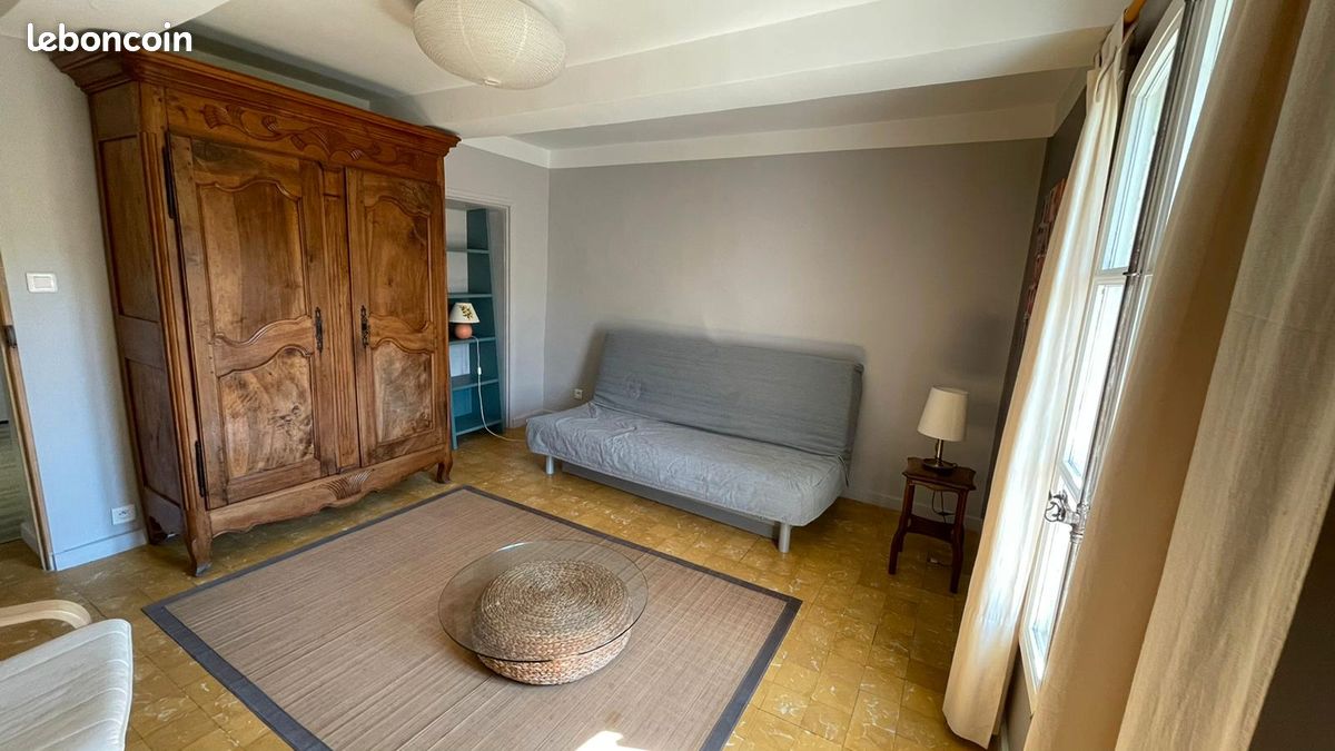 Appartement 2 pièces 67 m² · à Entraigues-sur-la-Sorgue · 67 m² · 660 €