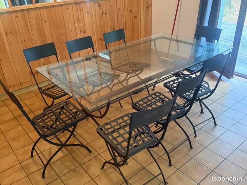 Table en verre 8 chaises fer (image 1)