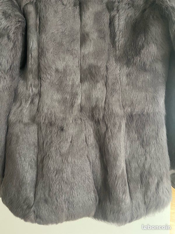Manteau en fourrure de lapin grise (image 8)