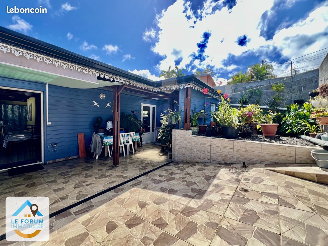 Maison 3 pièces 90 m² · à Petite-Île · 90 m² · 192 000 €