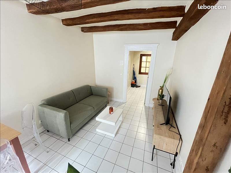 Appartement 1 pièce 27 m² · à Loches · 27 m² · 400 €/mois