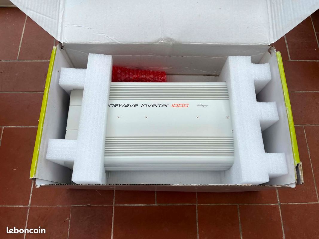 Convertisseur 12v/230V 1000 watts (image 2)