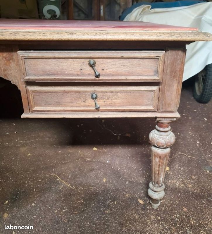 Ancien grand bureau de ministre (image 3)