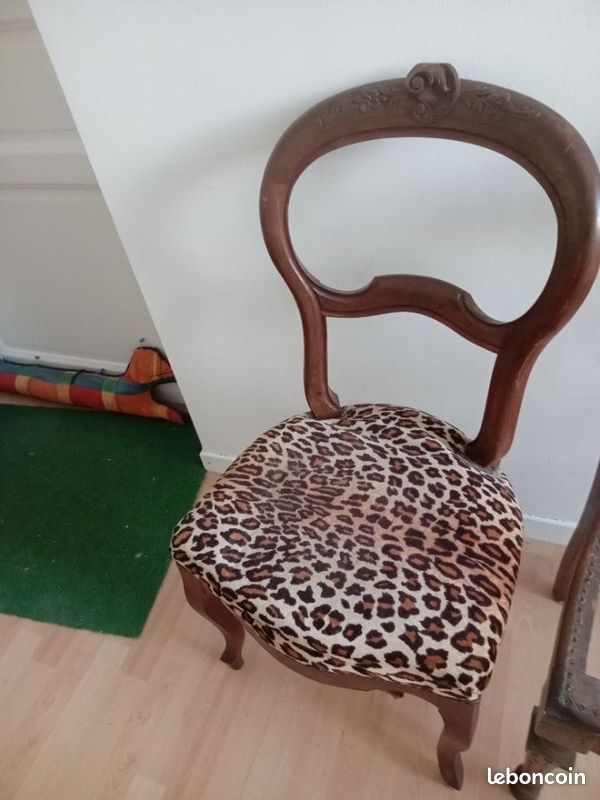 2 chaises à rénover (image 1)