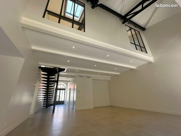 Appartement 6 pièces 248 m²
