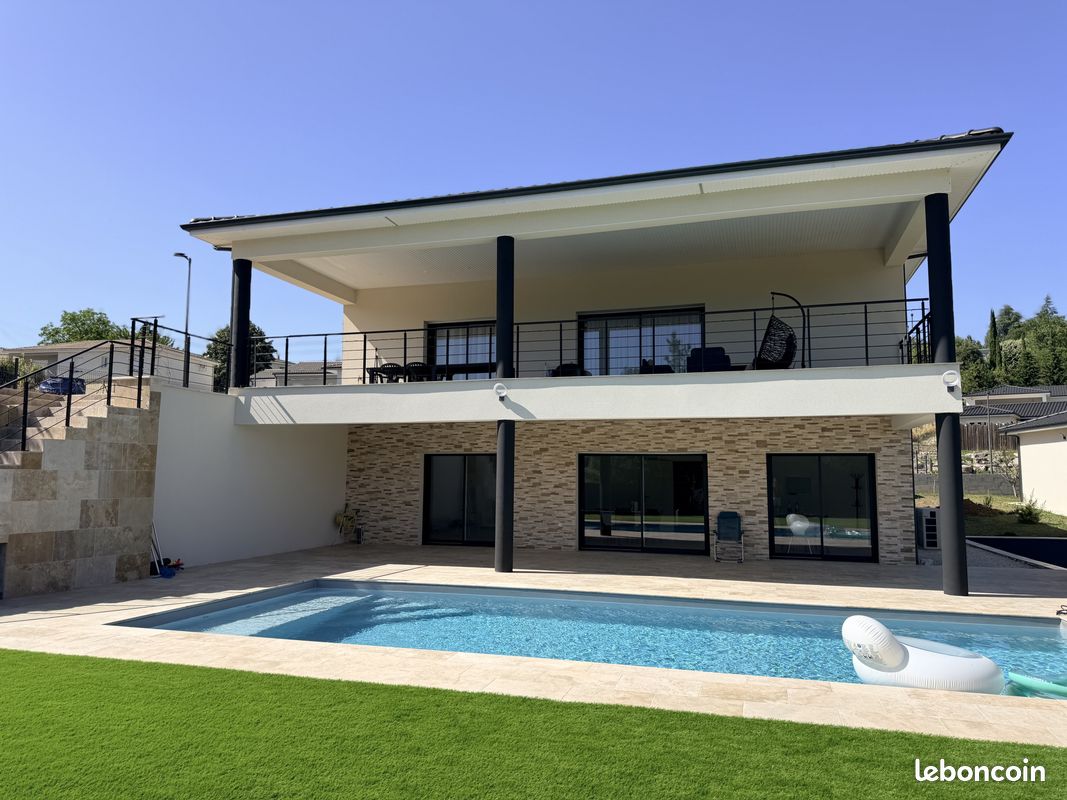 Maison 6 pièces 208 m² · à Trélissac · 208 m² · 619 000 €