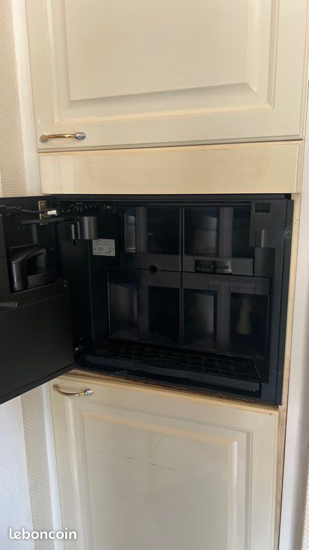Machine à café Miele encastrable (image 3)