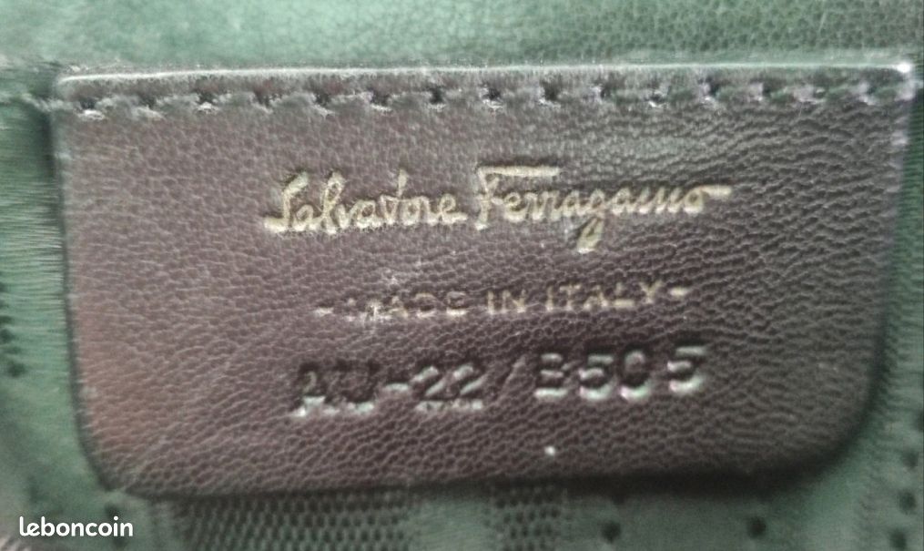 Ferragamo Vera sac à main clouté à bandoulière chaine classique (image 4)
