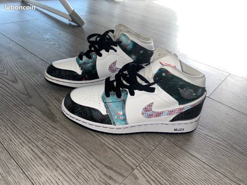 Jordan 1 (image 5)