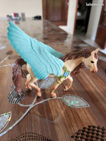 Schleich Pégase Bijou – Figurine Étalon Ailé Avec Strass, Pour Jeux De Rôle Et Collection, Dès 3 Ans