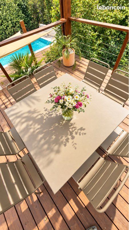 Table de jardin Oviala, table carrée 120x120 + 8 chaises (image 2)