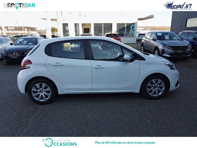 Peugeot 208 1 5 BlueHDi 100ch E6 c Active Business S S BVM5 86g 5p peugeot-208-1-5-bluehdi-100ch-e6-c-active-business-s-s-bvm5-86g-5p