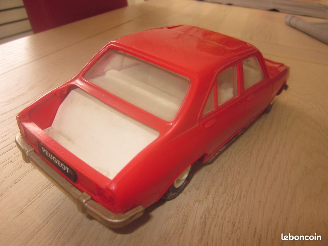 Joustra - Porche 912 Rallye, Couleur Rouge, Jouet Téléguidé, Neuf En Boite Ref 2824