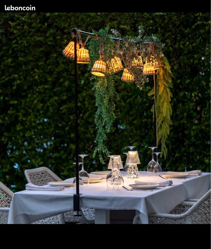 Barre décorative / suspension table métal (image 1)