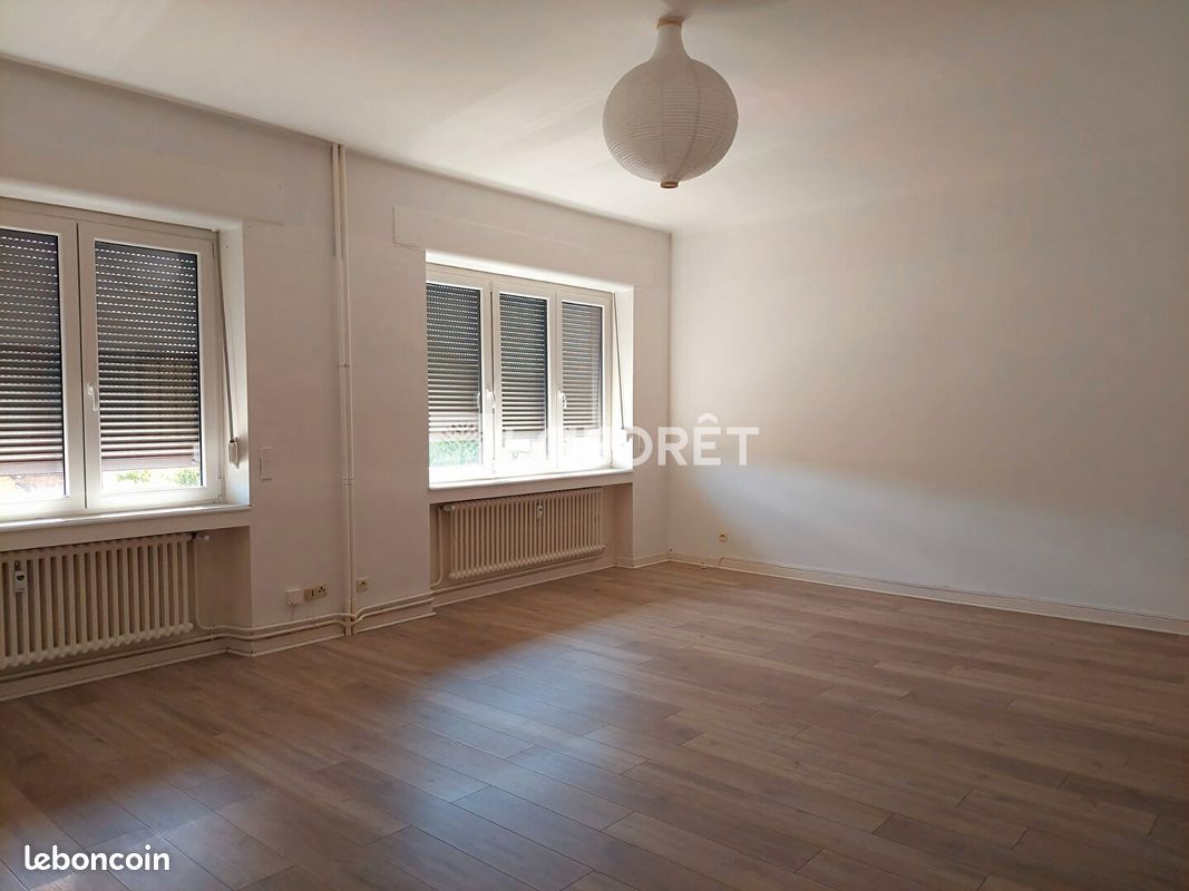 Appartement 5 pièces 116 m² · à Jarny · 116 m² · 840 €