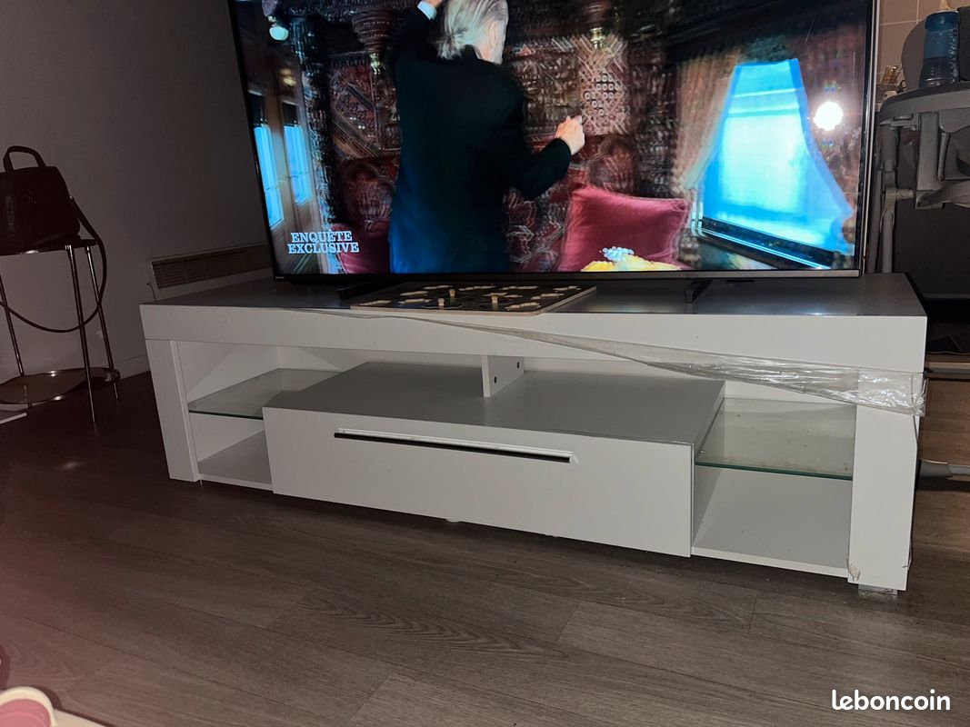 Meuble télé (image 1)