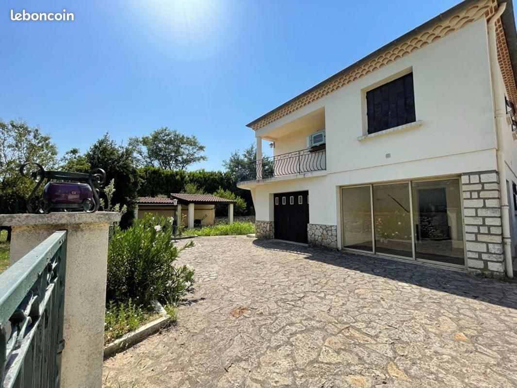 Maison 5 pièces 107 m² · à Bourg-Saint-Andéol · 107 m² · 205 000 €