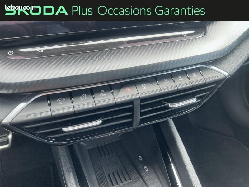 Skoda Octavia 2.0 TDI SCR 150ch Sportline DSG7 (image 34)