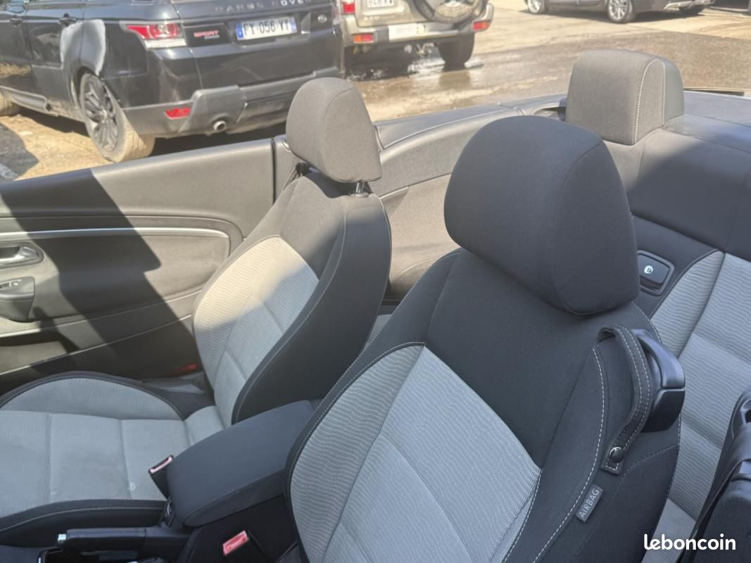 Volkswagen Eos 1.4 16S TSI 160 Sportline (image 12)