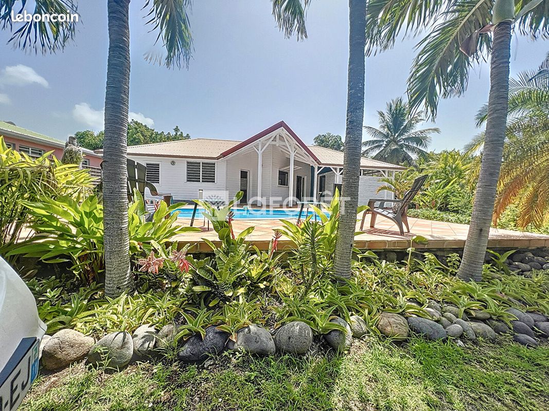 Maison 4 pièces 95 m² · à Sainte-Anne · 95 m² · 383 250 €