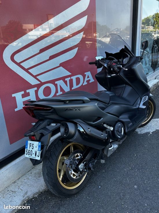 Yamaha TMAX 560 TECH MAX (image 3)