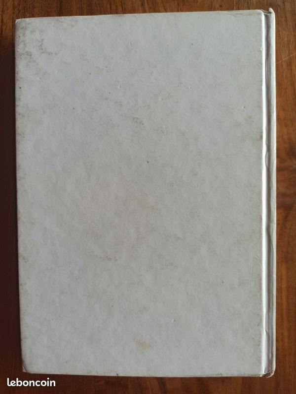 Comment créer et conduire un élevage de lièvres. Bernard Olier et Pierre Montet. Éditions La maison rustique / Société Nouvelle France-Gibier. 1987. Septième édition (image 3)