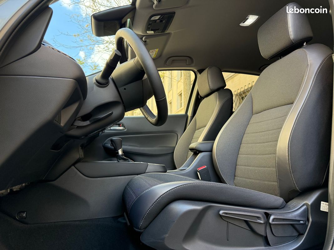 Honda Jazz IV 1.5 i-MMD 122ch e:HEV Advance MY25 (image 9)