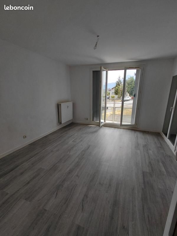Appartement 4 pièces 77 m² · à La Mure · 77 m² · 714 €/mois