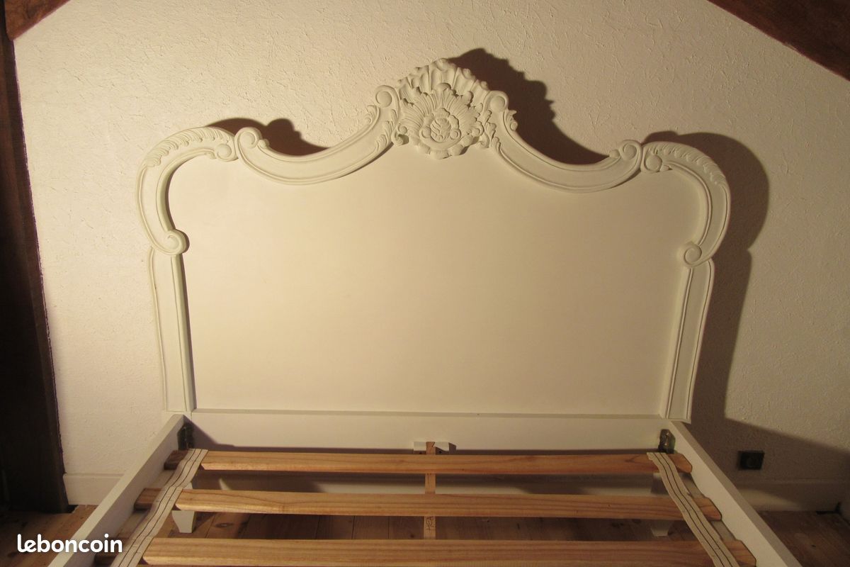 Lit double (image 1)