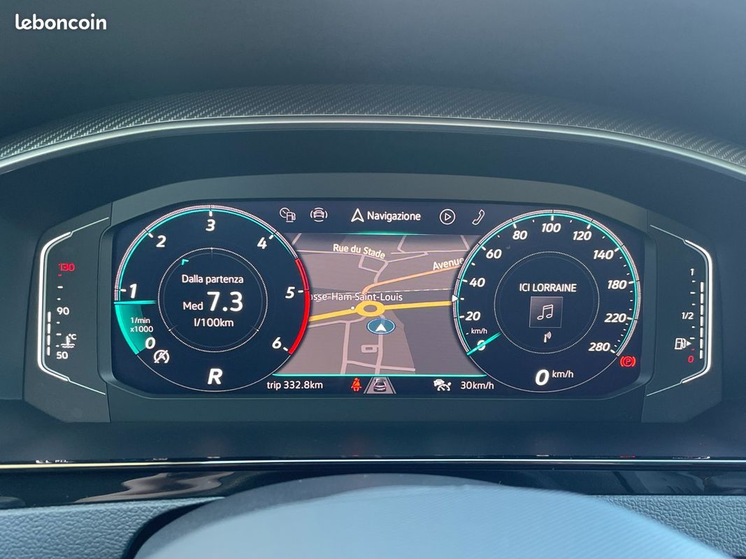 VOLKSWAGEN ARTEON SHOOTING BRAKE 2.0 TDI EVO SCR 150 DSG7 R-Line - TOIT OUVRANT - PNEUS NEUF (image 14)