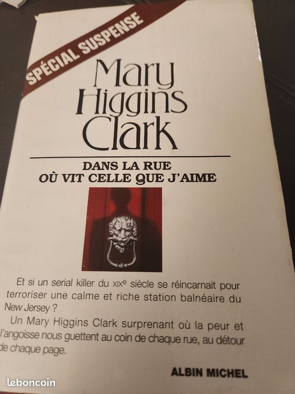 Roman Mary Higgins Clark (image 1)