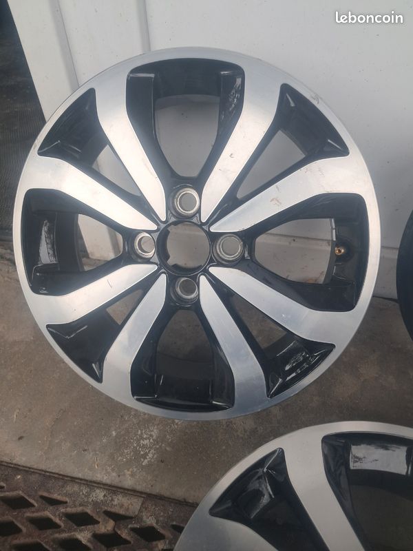 3 jantes alu Citroën C1 (image 2)