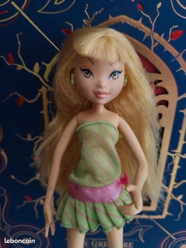 Poupée Stella School Girl saison 3 Écolière Winx Club Mattel RARE 2008 (image 5)