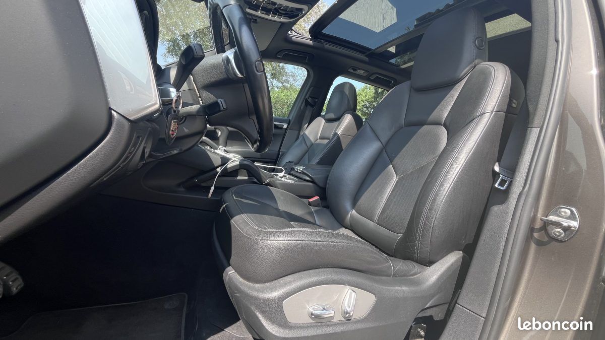 PORSCHE CAYENNE S HYBRID 3 L V6 HYBRID 380 cv (image 13)
