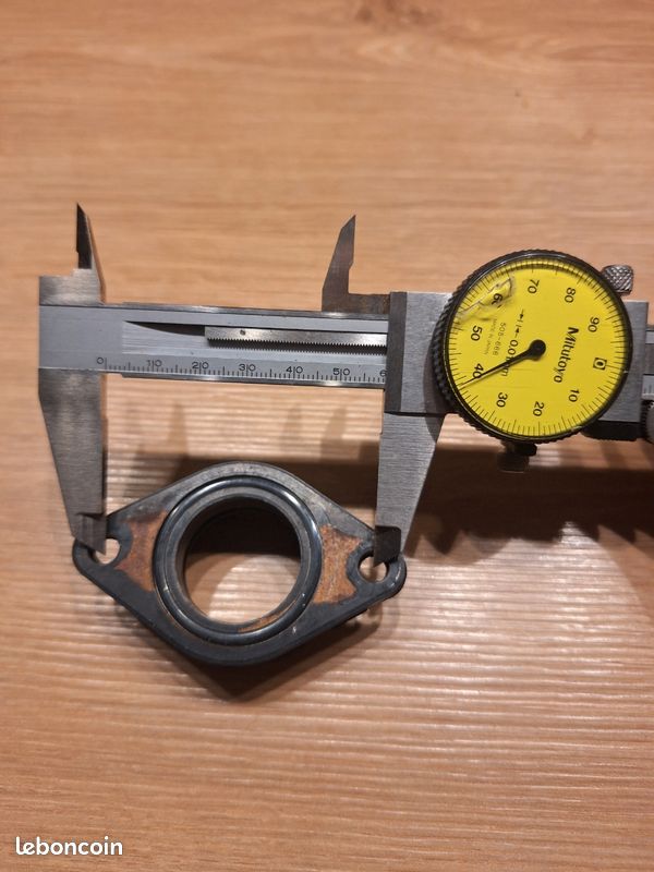 Pipe d'admission Dr 125 Suzuki (image 3)