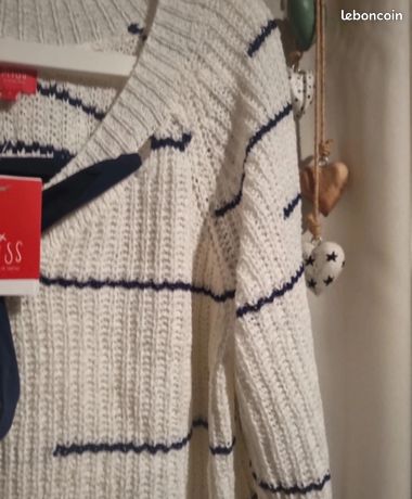 Lot De 3 Pulls Bleus Captain Tortue - Taille 10 Ans - Occasion En Très Bon état