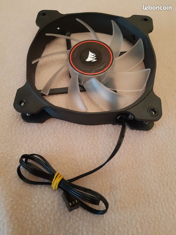 VENTILATEUR Corsair AF120 LED 120mm Fan – RED – STATION DE TRAVAIL