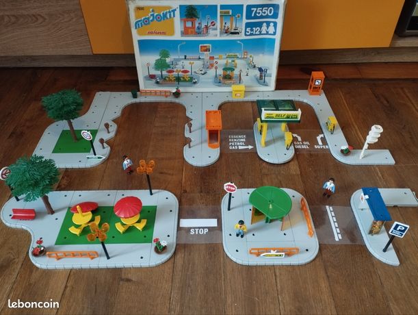 JOUET ANCIEN MAJORETTE Majokit Coffret poste de secours EUR 100,00
