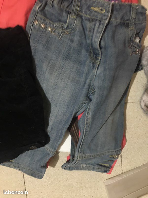 Lot fille 7/8 ans (image 2)