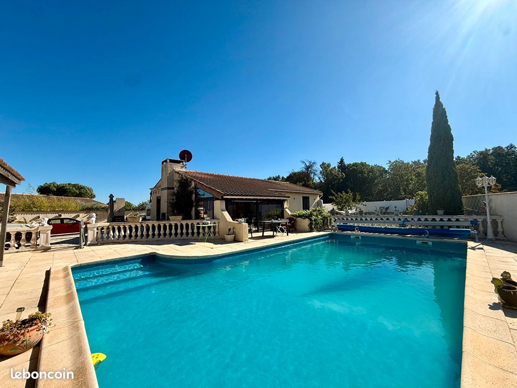 Maison 5 pièces 118 m² · à Caux-Et-Sauzens · 118 m² · 300 000 €