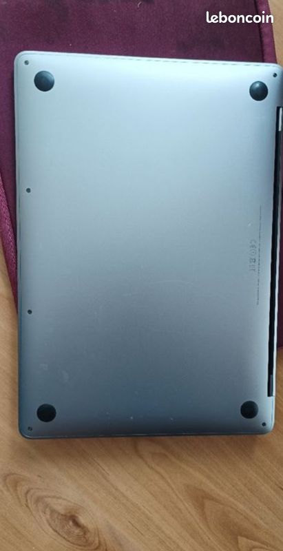MacBook pro 2016 (image 4)