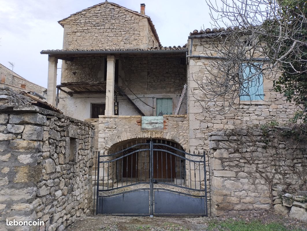 Maison 4 pièces 140 m² · à Saint-Jean-de-Maruéjols-Et-Avéjan · 140 m² · 220 000 €