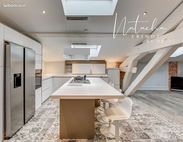 Maison de ville 9 pièces 300 m²