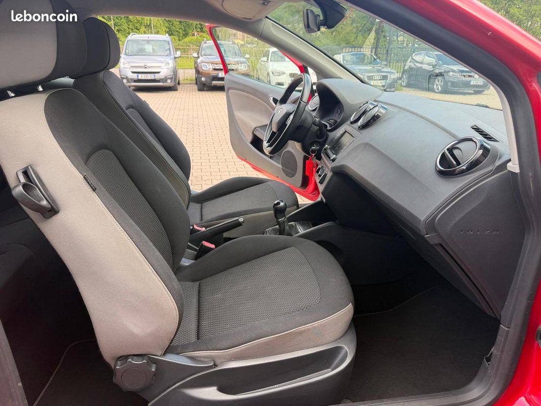 Seat Ibiza IV 1.0i 75cv Reference Buisiness Navi (image 8)