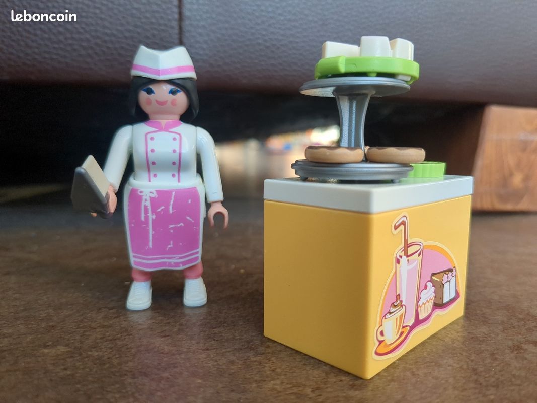 Playmobil 9097 pâtissière avec gâteaux (image 2)